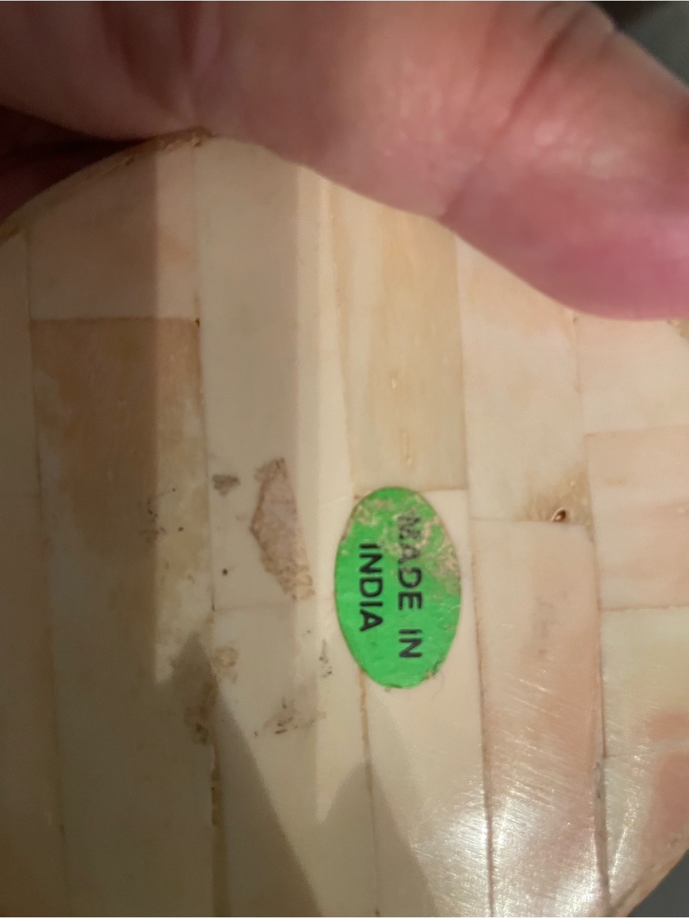 Cream Shell Inlay Round Trinket Box - Picture 3 of 3